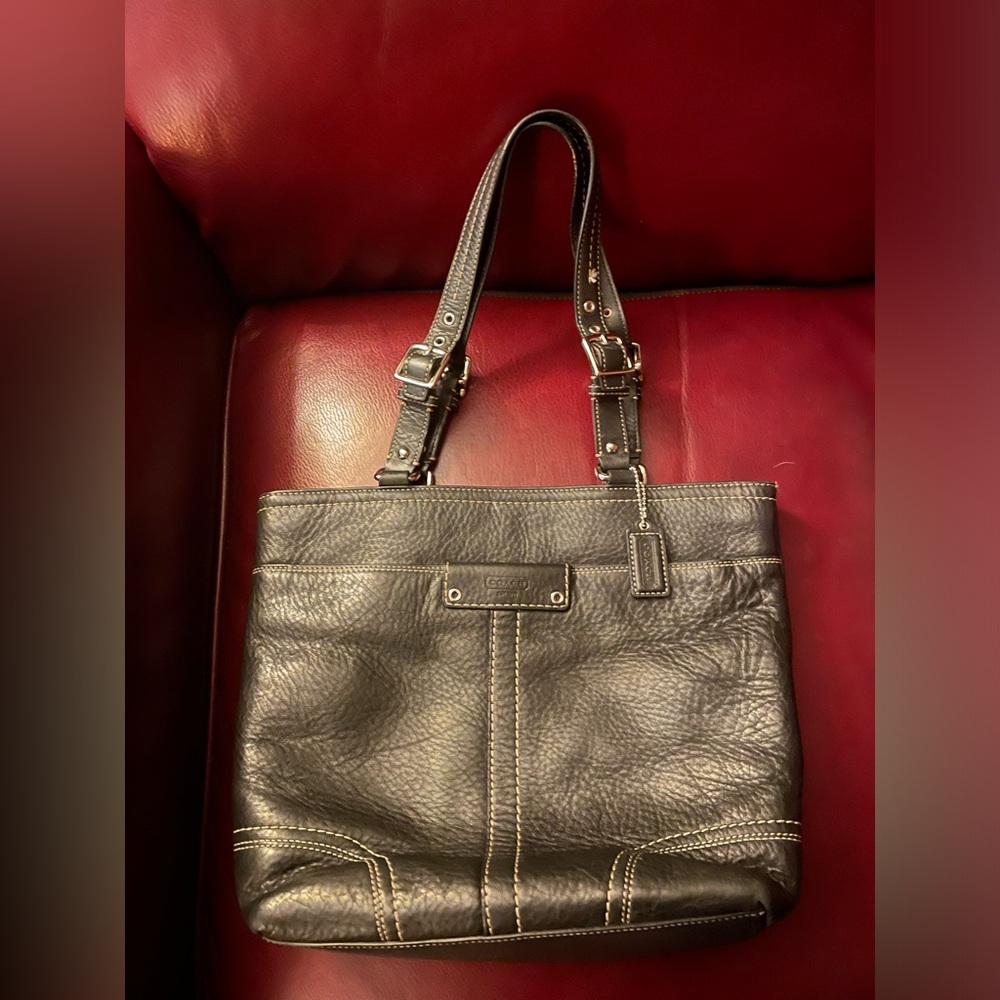 Coach pebble Leather black Hamilton shoulder bag